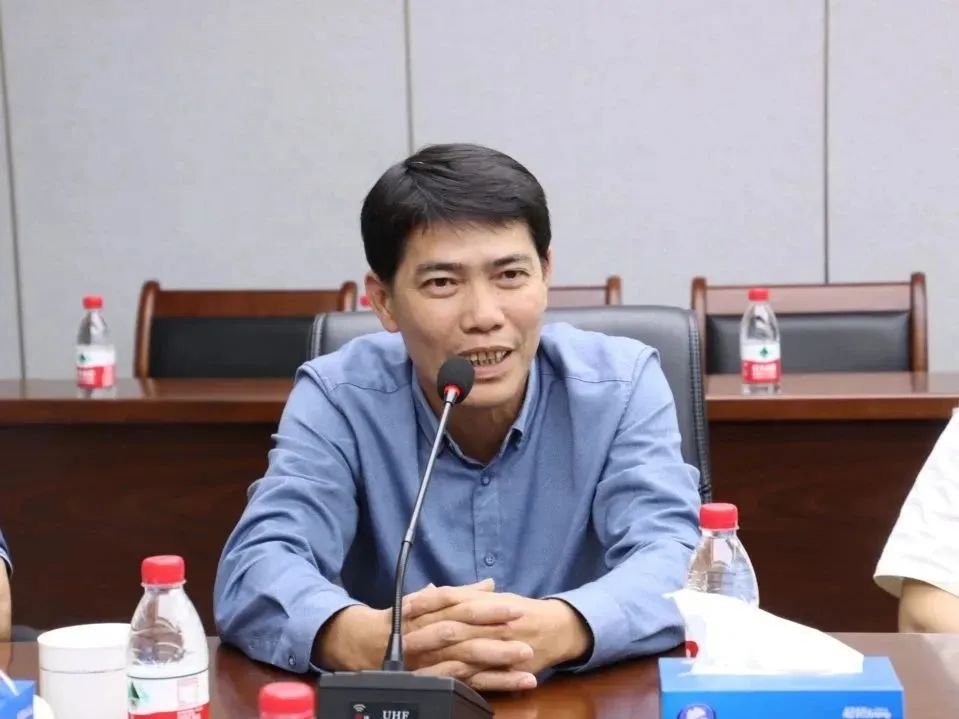 4名员工即将启程前往马里 增援Bougouni锂矿建设6.jpg