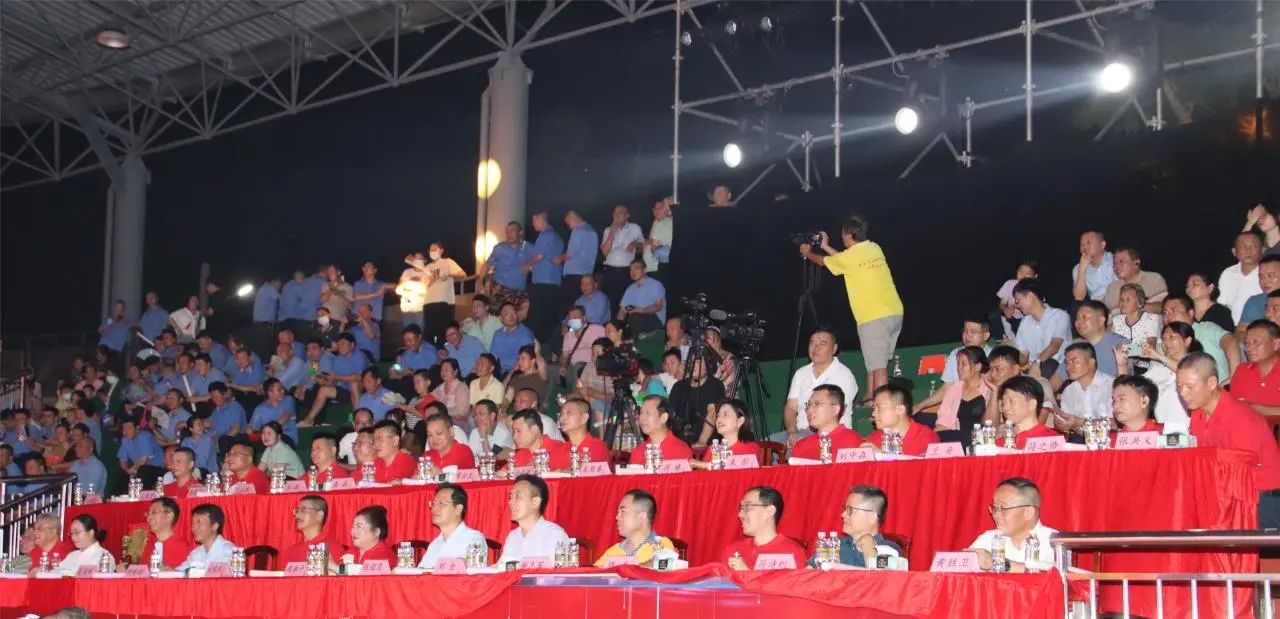 海钢？笄熳！拔逡弧惫世投谖囊胀砘峤艹鲅莩15.jpg