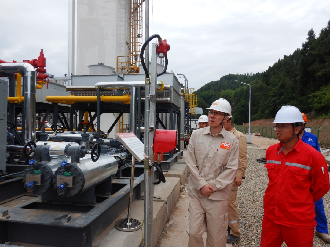 滕磊赴洛克石油（成都）有限公司出产运营调研